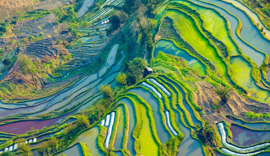 走进凤凰县TVC拍摄：解锁本地化场景与创意镜头的完美融合